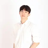 김현욱