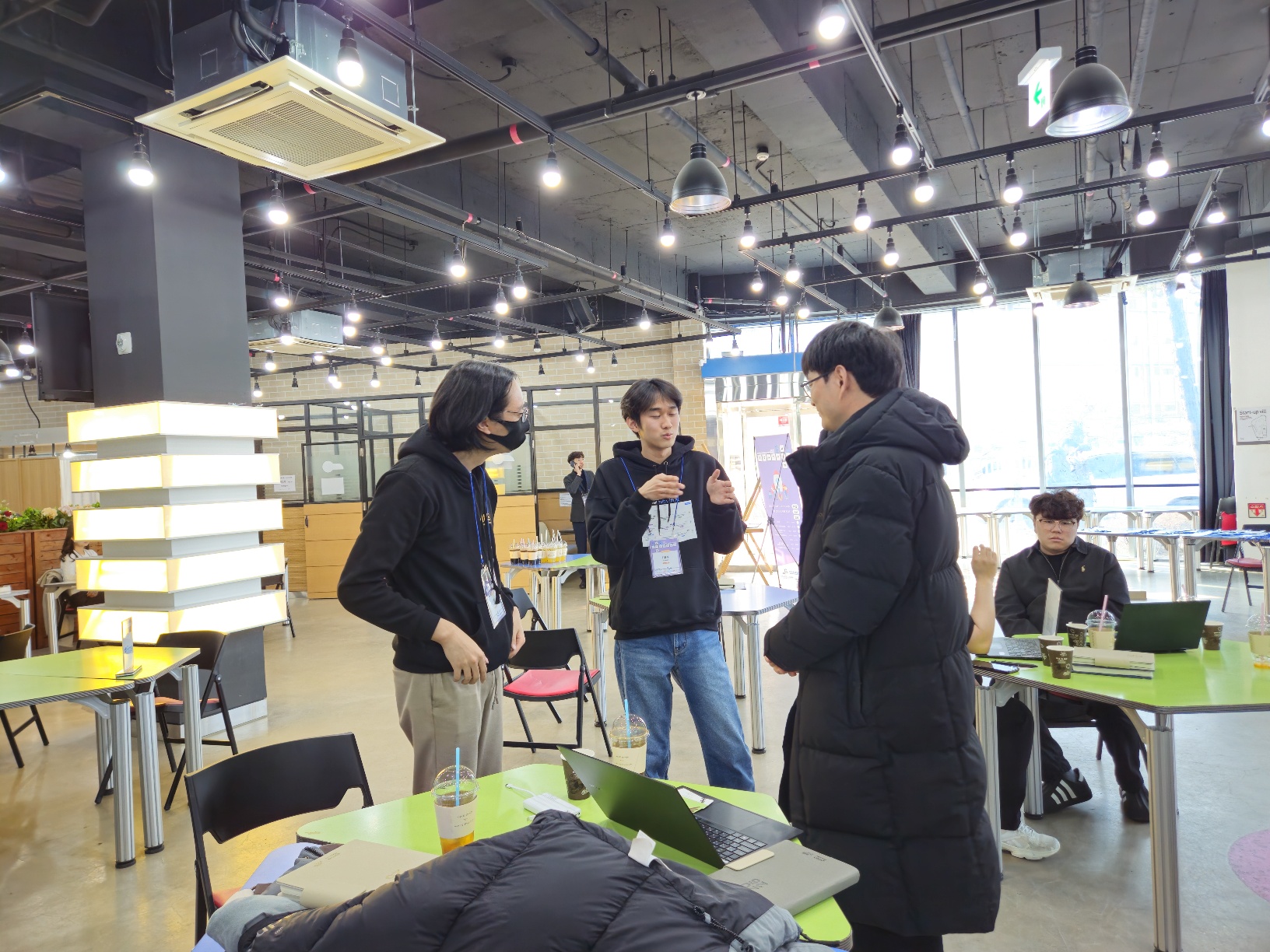 5. COFFEE & TEA NETWORKING 3.jpg