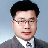 Jong Ki Lee