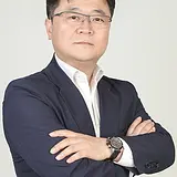 박준욱
